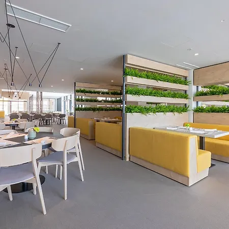 Park Plava Laguna Apartment Poreč